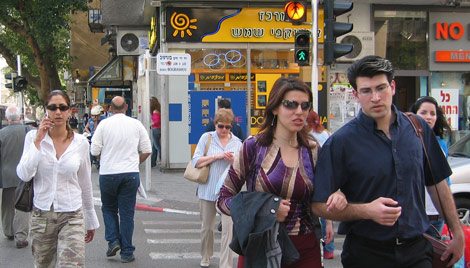 תובנה: כלהסניפים פתוחים לרחוב תובנה: כלהסניפים פתוחים לרחוב