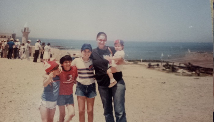 מיכל דליות, סופר נני, עם ארבעת ילדיה בראיון לאתר גולדה