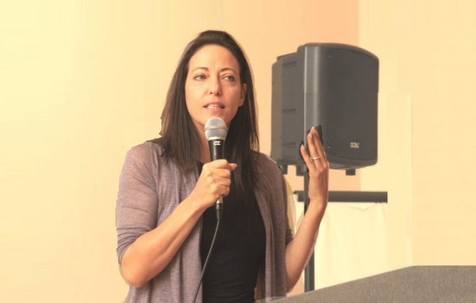 ליהיא לפיד ליהיא לפיד