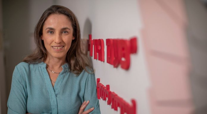 ליאת עברי עיני פודקאסט עצמאית גולדה חוה ניסנבוים